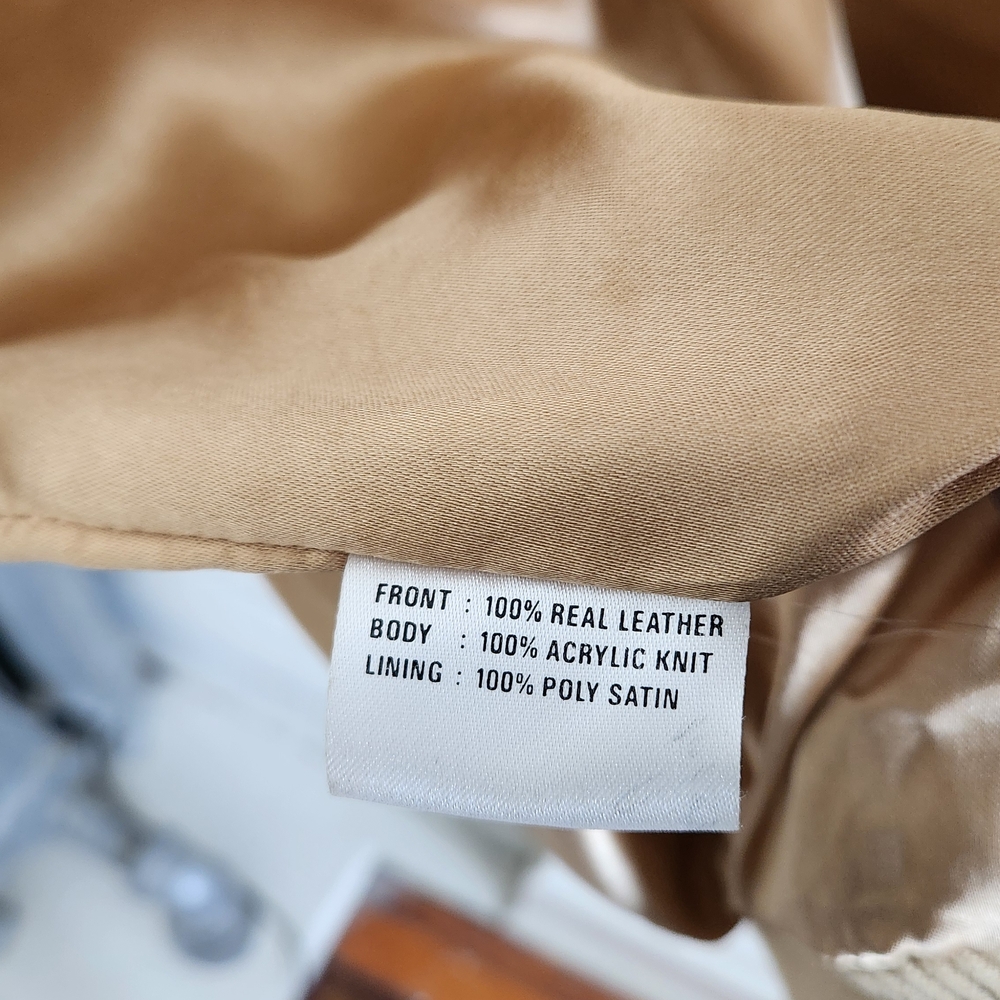 Tan and Cream Men's Sweater - Picture 6 of 9